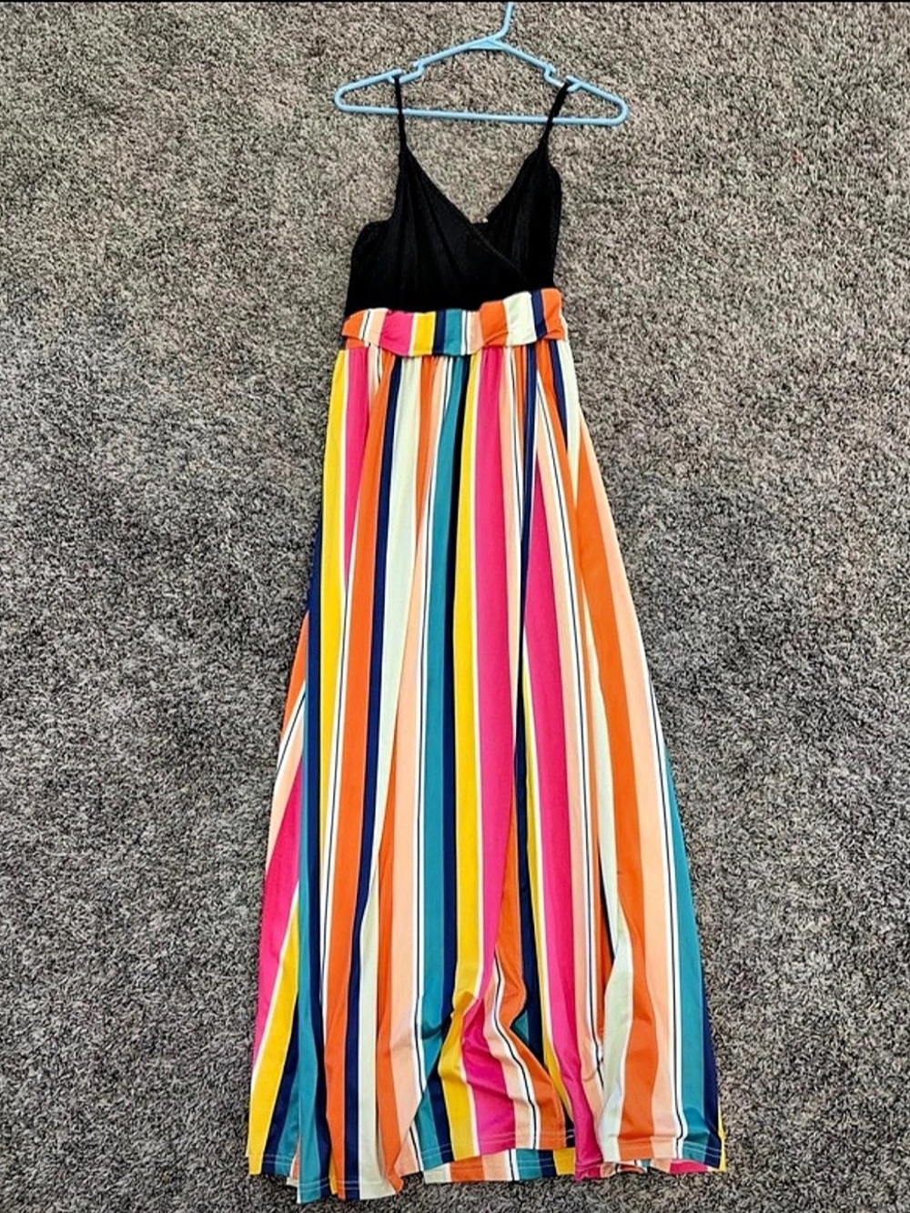 Striped Maxi Dress in Multicolor XL Like New